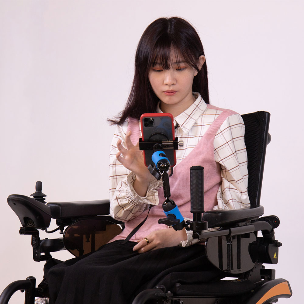 KM-210 Electric wheelchair phone holder