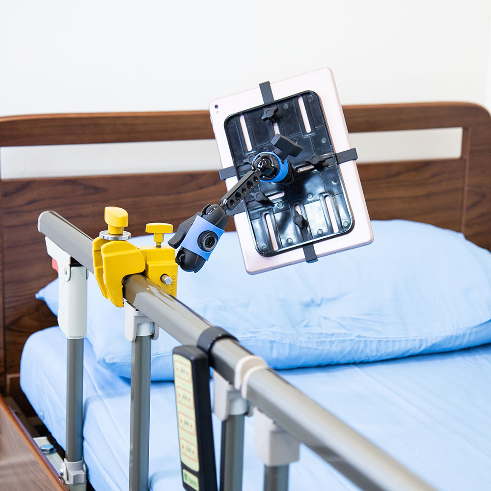 KM-709 iPad hospital bed mount